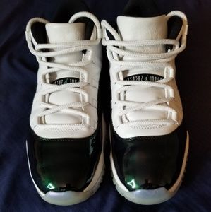 Jordan 11's